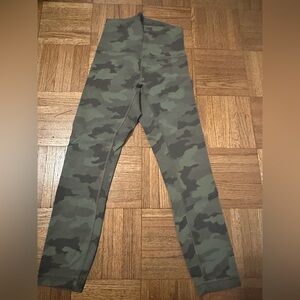 Lululemon Wunder Train Leggings Sz 4 23inseam